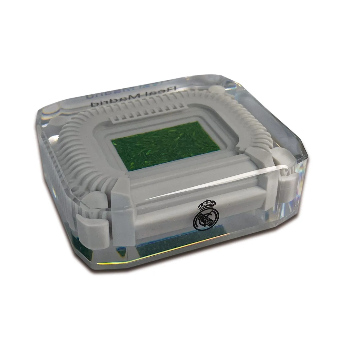 Initial Rewards Back To School | Memorabilia^Bernabéu Stadium Grass 21/22