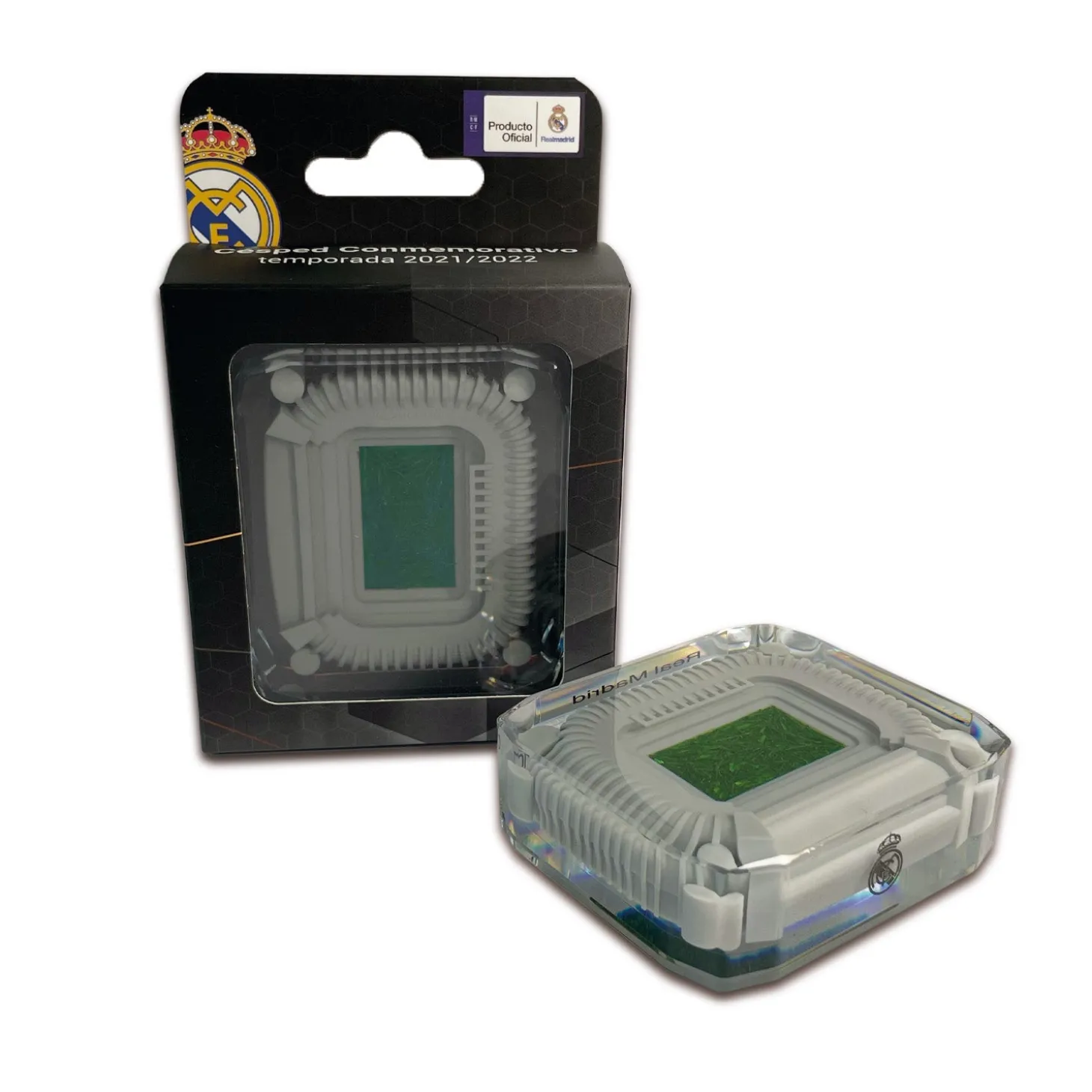 Initial Rewards Back To School | Memorabilia^Bernabéu Stadium Grass 21/22